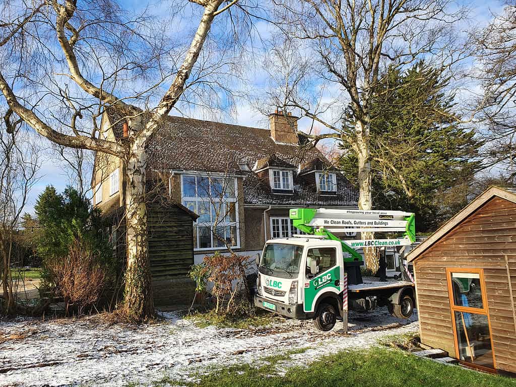 Revitalise Your Home: Roof Cleaning in Chorleywood Made Easy | LBC ...